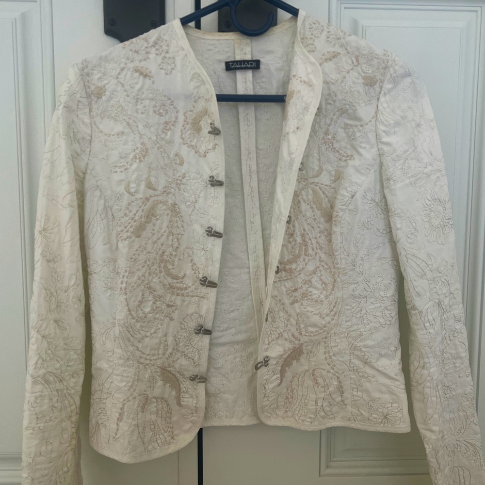 Elie Tahari white and beige embroidered jacket.
